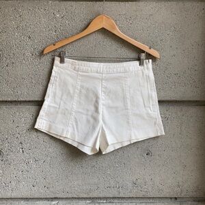 H&M High Rise White stretchy Shorts